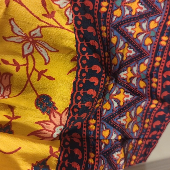 Hollister Spaghetti Strap Top SZ XL Like New - Picture 3 of 4